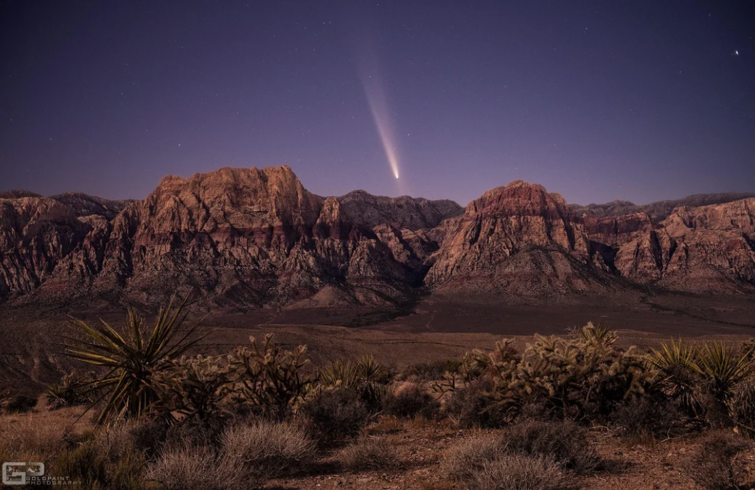 Comet Tsuchinshan-ATLAS near Las Vegas, Nevada, USA.