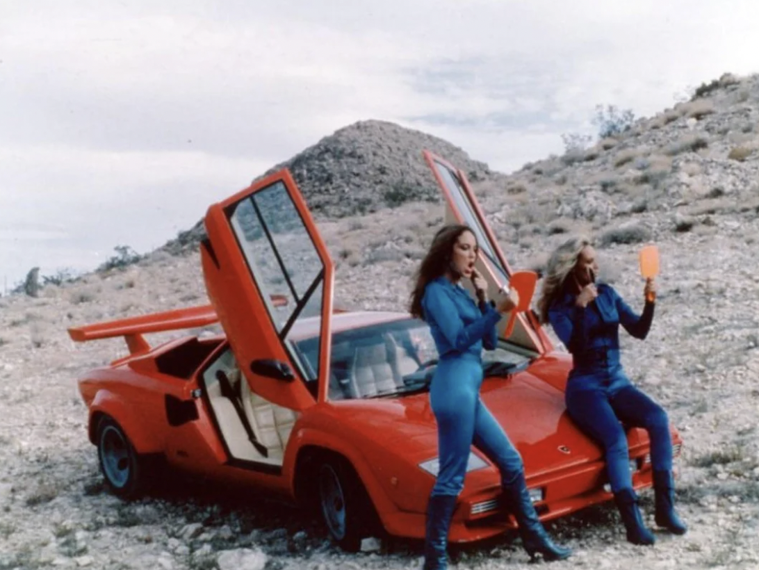 Catherine Bach and Susan Anton on the set of Cannonball Run II , 1984