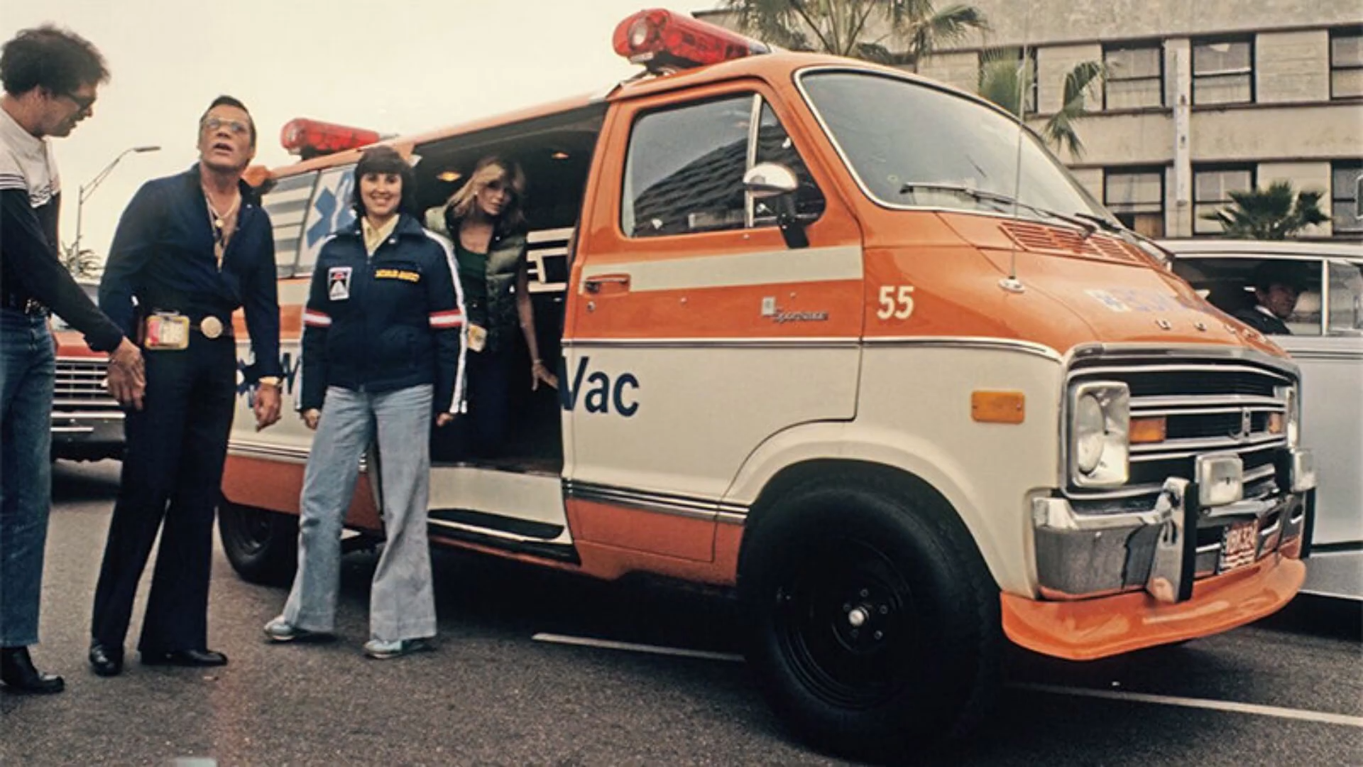 34 Raucous Behind-the-Scenes Pics of 1981's 'The Cannonball Run'