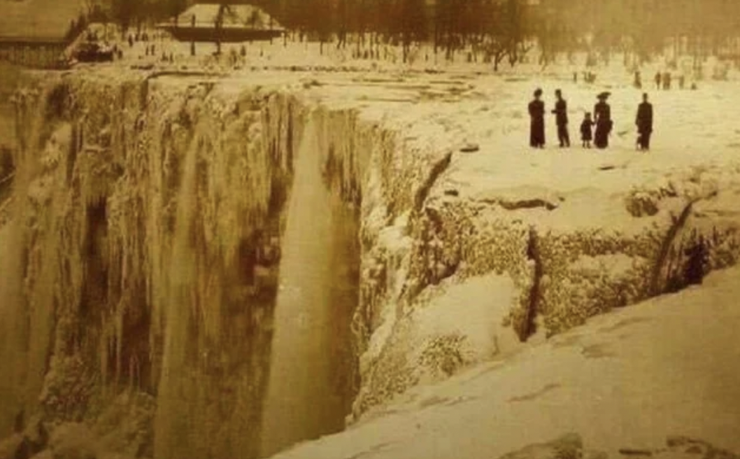 niagara falls frozen 1911 - 1141