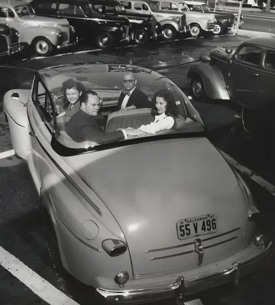 Ford bubble glass top vehicle, 1947.