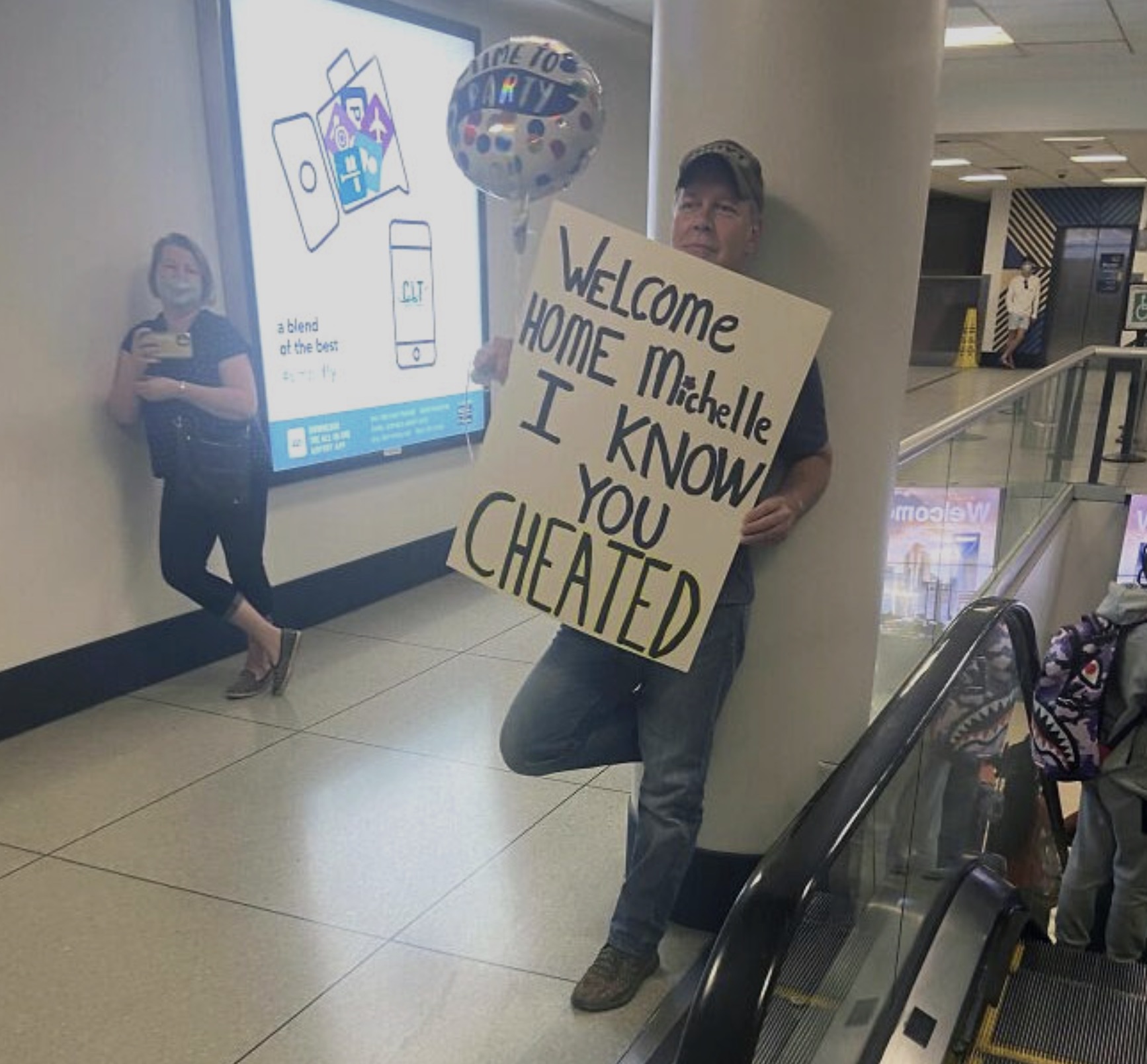 funny welcome home airport signs - a blend at the best D Clt 0 Ime To Party Welcome Home Michelle I Know You Cheated mools W www