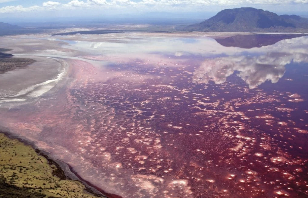 25 Beautifully Toxic Places from Around the World