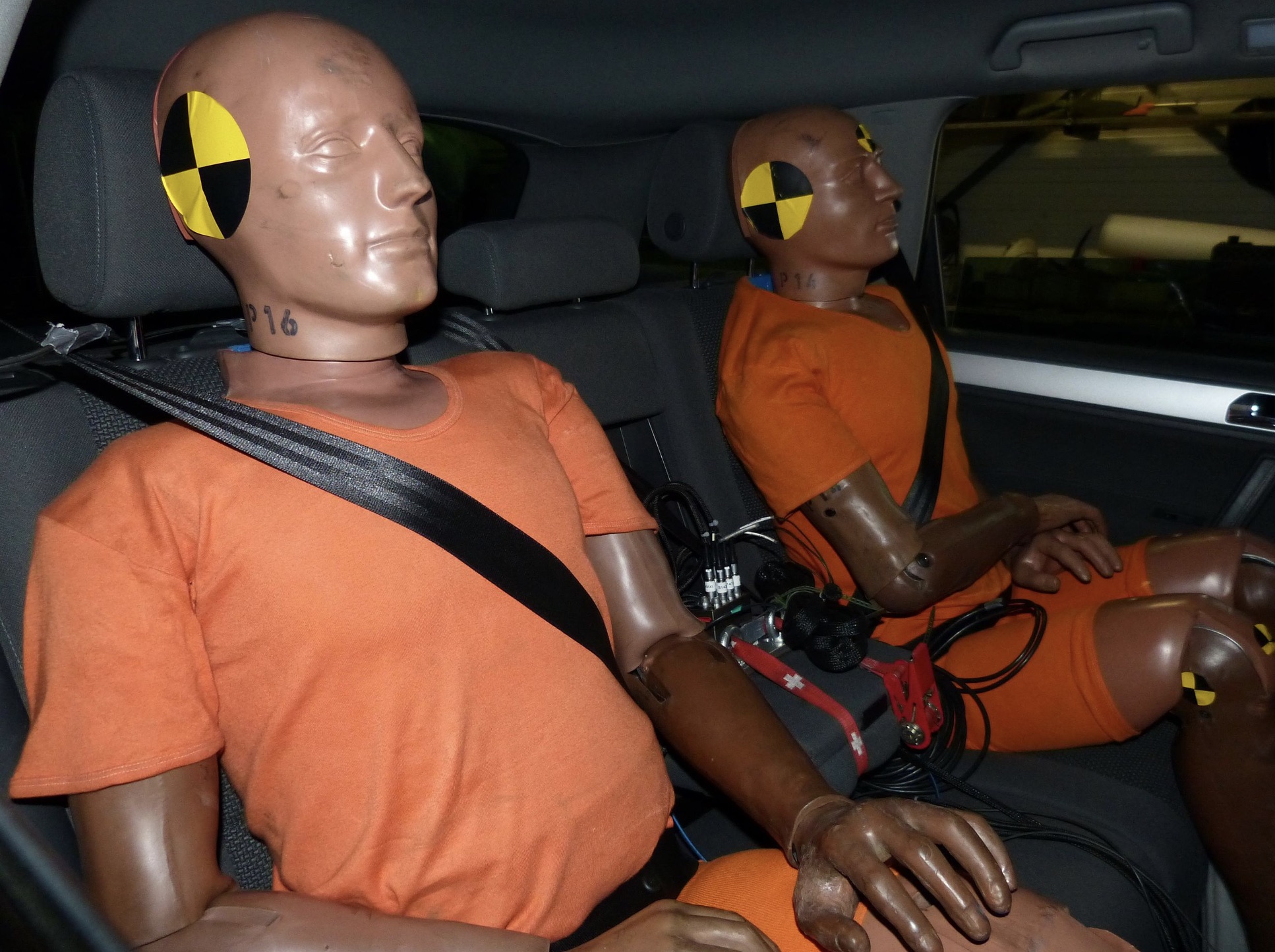 crash test dummy seat belts - 16