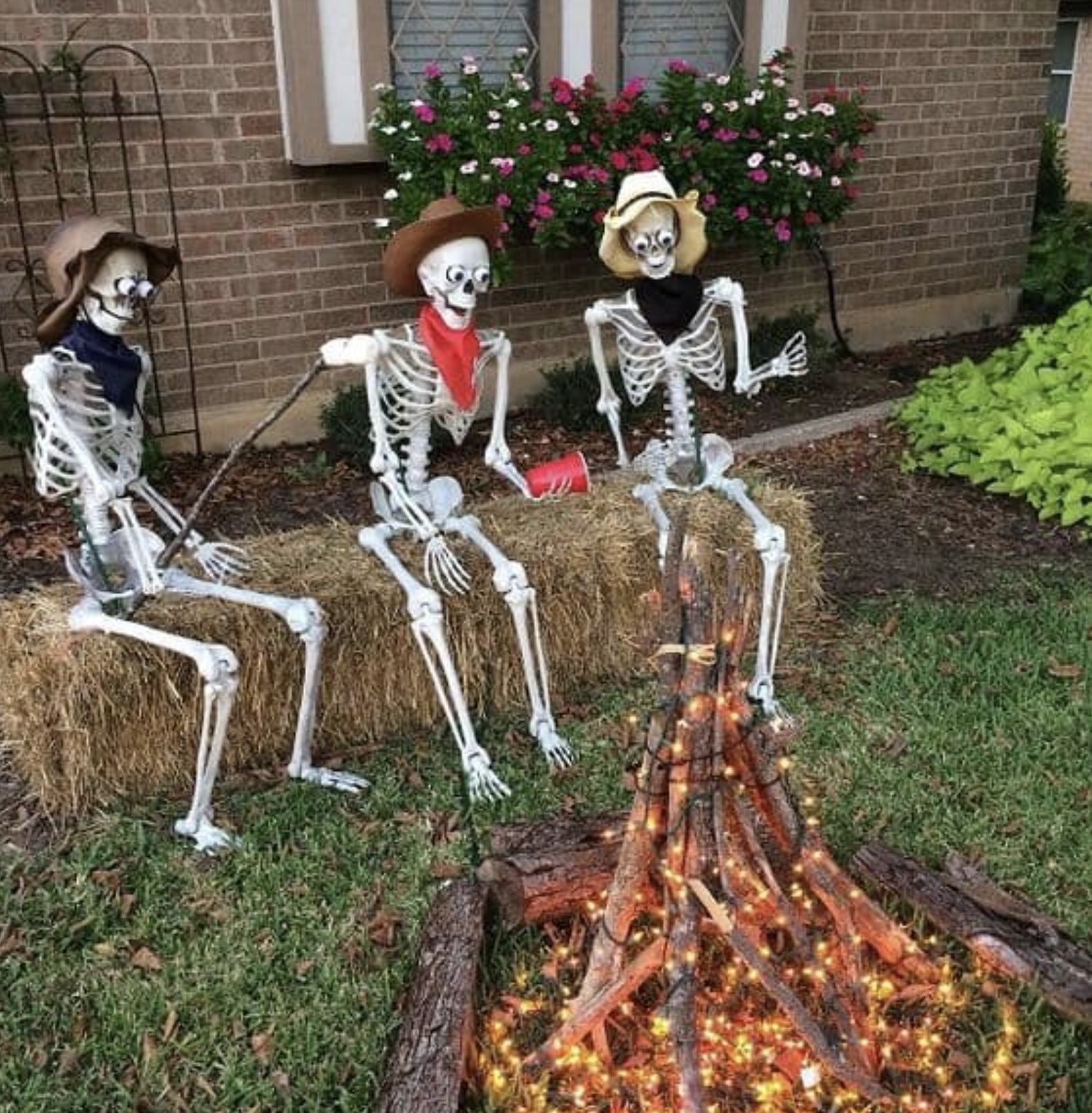 western halloween decorations