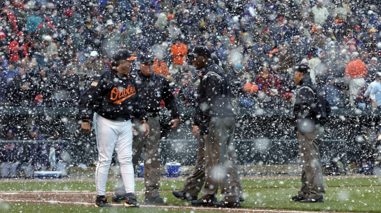 Orioles manager Mike Hargrove argues a call.