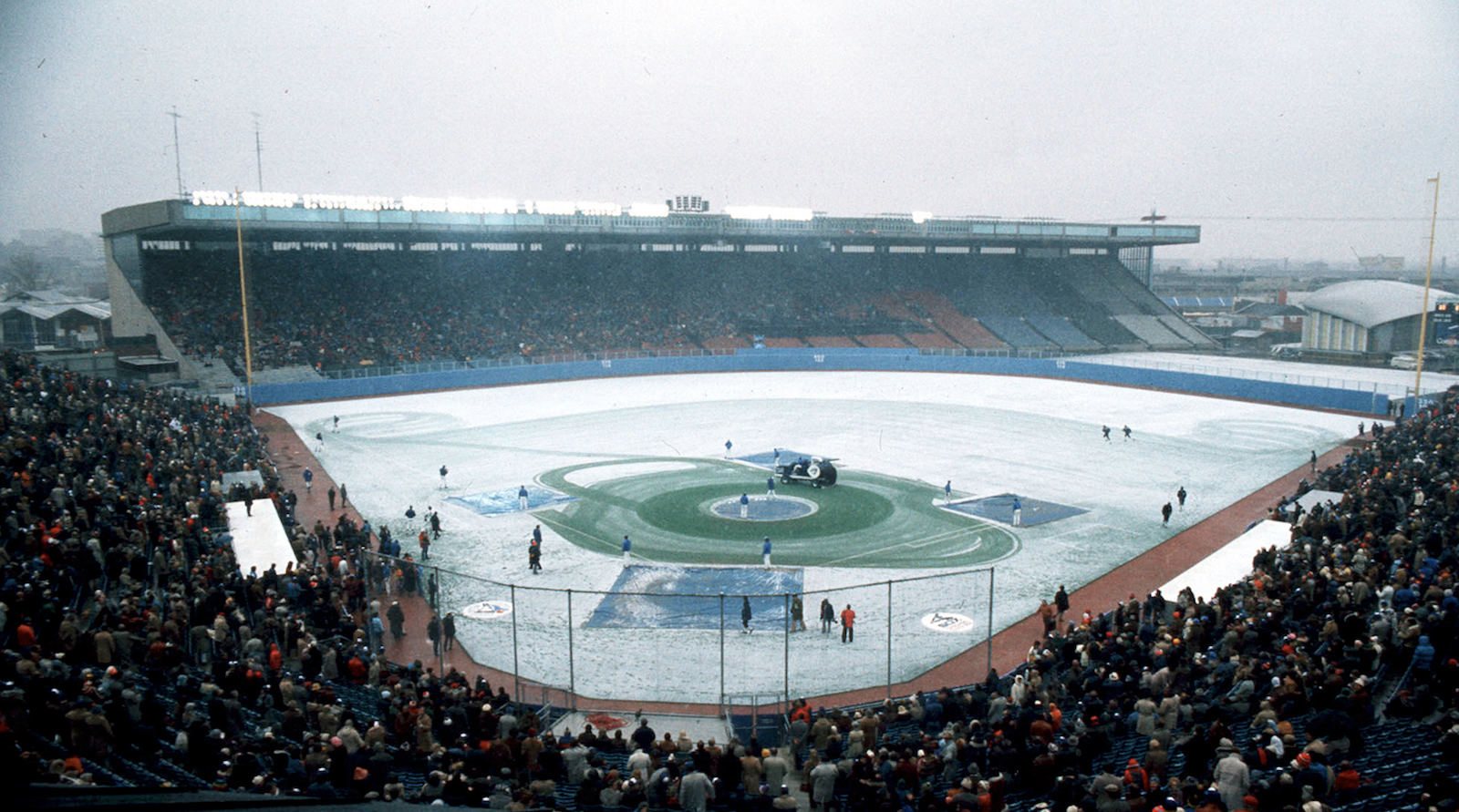 The first game ever played in Toronto featured classic Canadian snow.