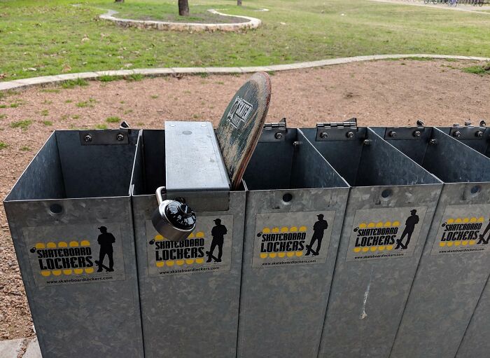 This campus has a place for students to lock up thier skateboards.