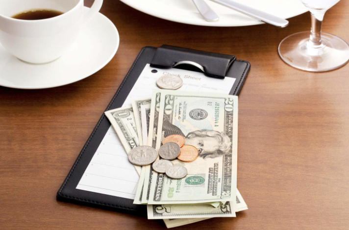 tip in restaurant - 20 8286084 20 20 Cdollars