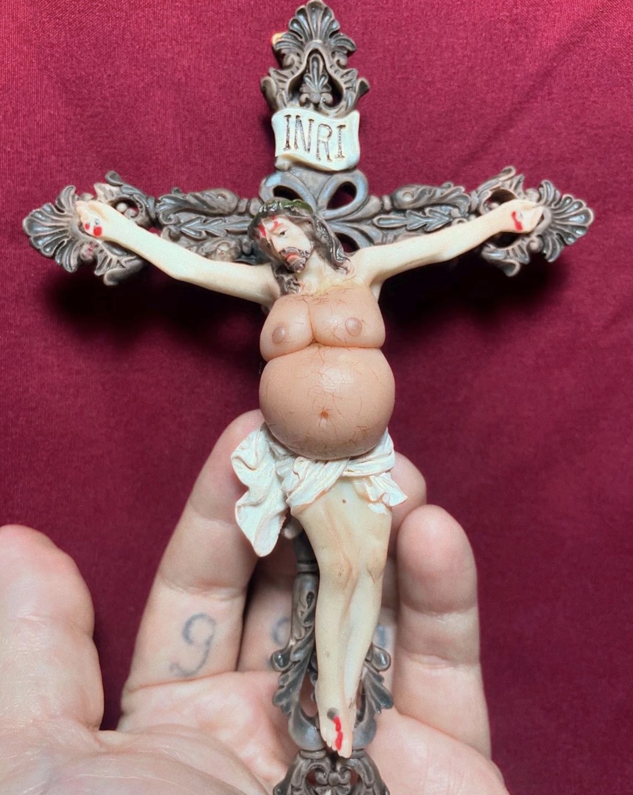 crucifix - Inri 6