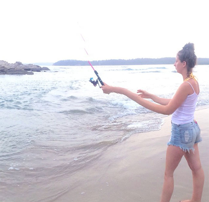 She could just reach into the ocean and grab a fish with those long arms!