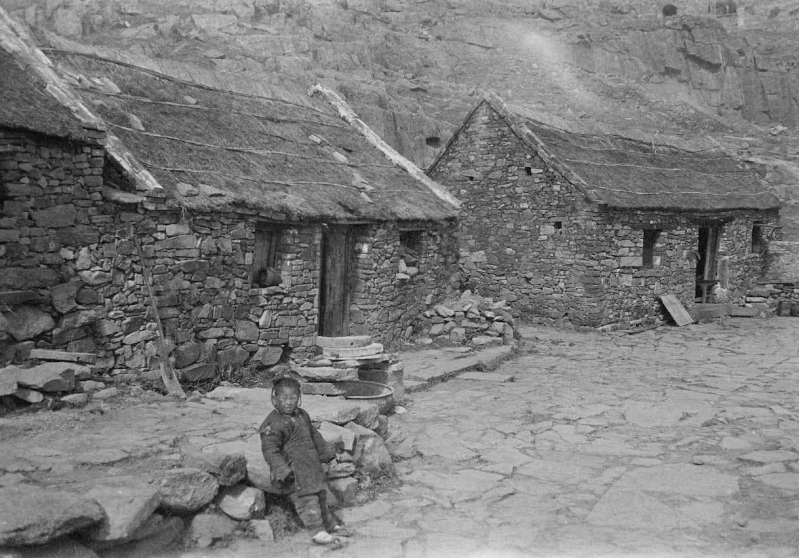 26 Street Photos of China, From 100 Years Ago