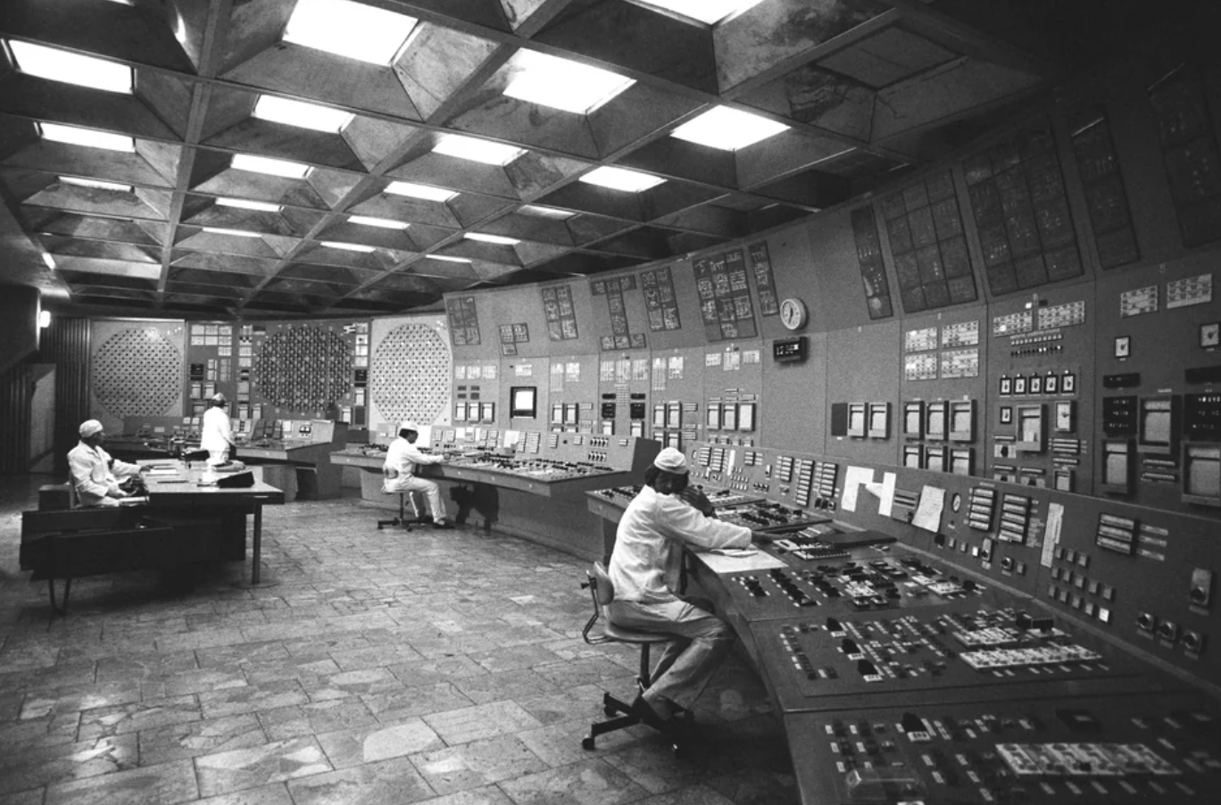 chernobyl control room 4 - Ni