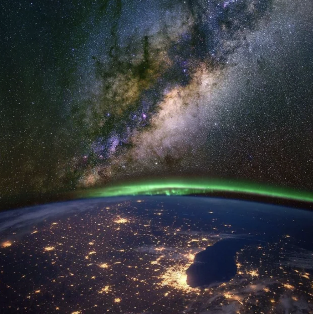 earth aurora milky way from space