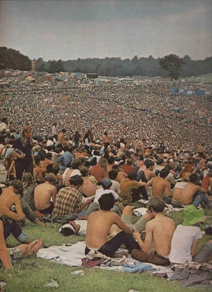 woodstock crowd