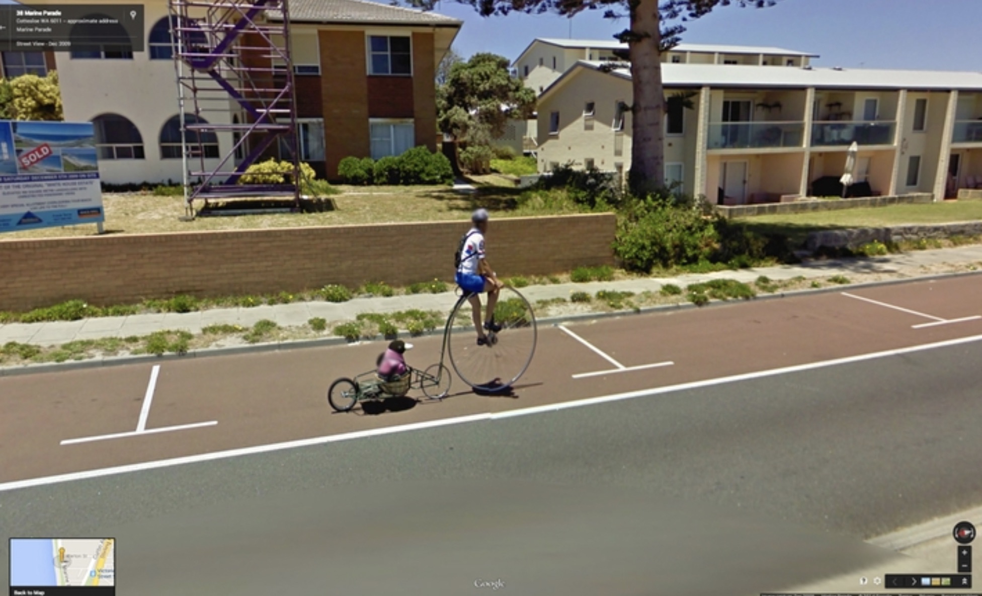 google street view people - Sold L Google 10