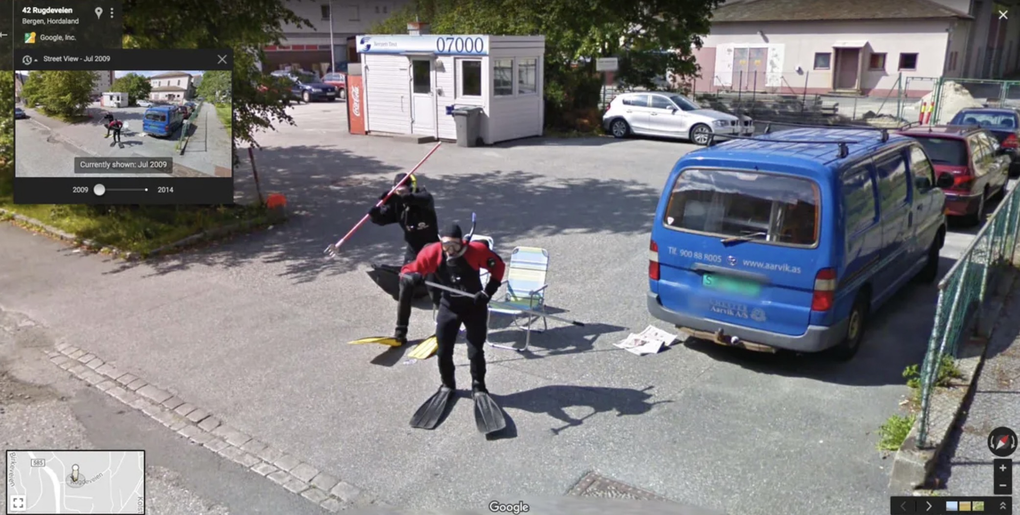 google earth scuba guys - Curently show 07000