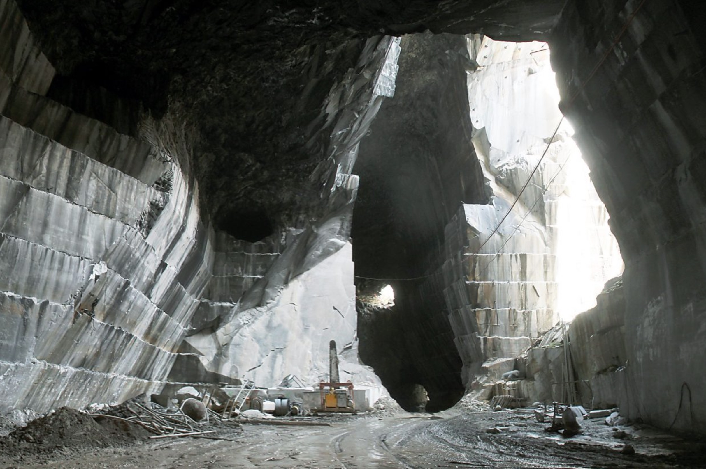 50 Fascinating Photos of Marble Quarries to Show Your Kitchen Counter