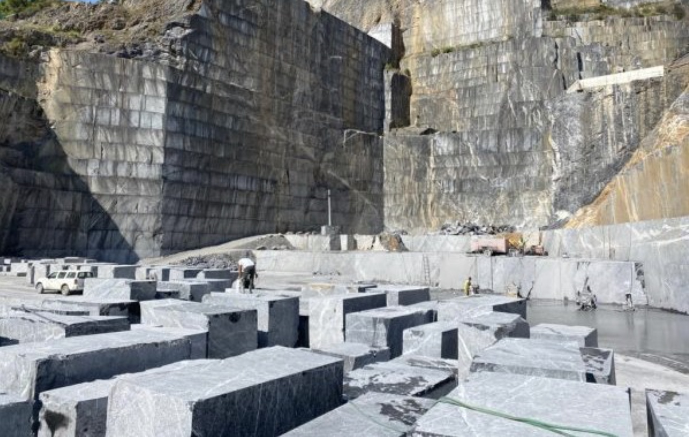 50 Fascinating Photos of Marble Quarries to Show Your Kitchen Counter