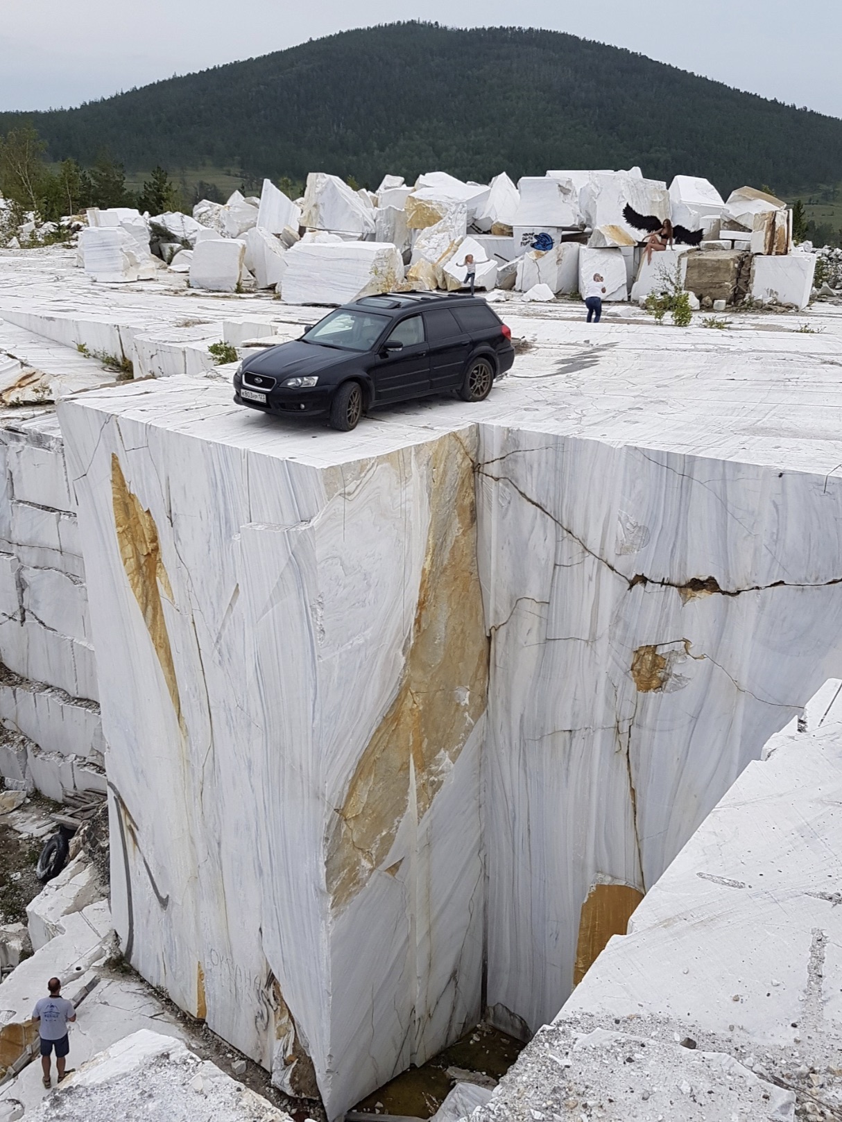 50 Fascinating Photos of Marble Quarries to Show Your Kitchen Counter