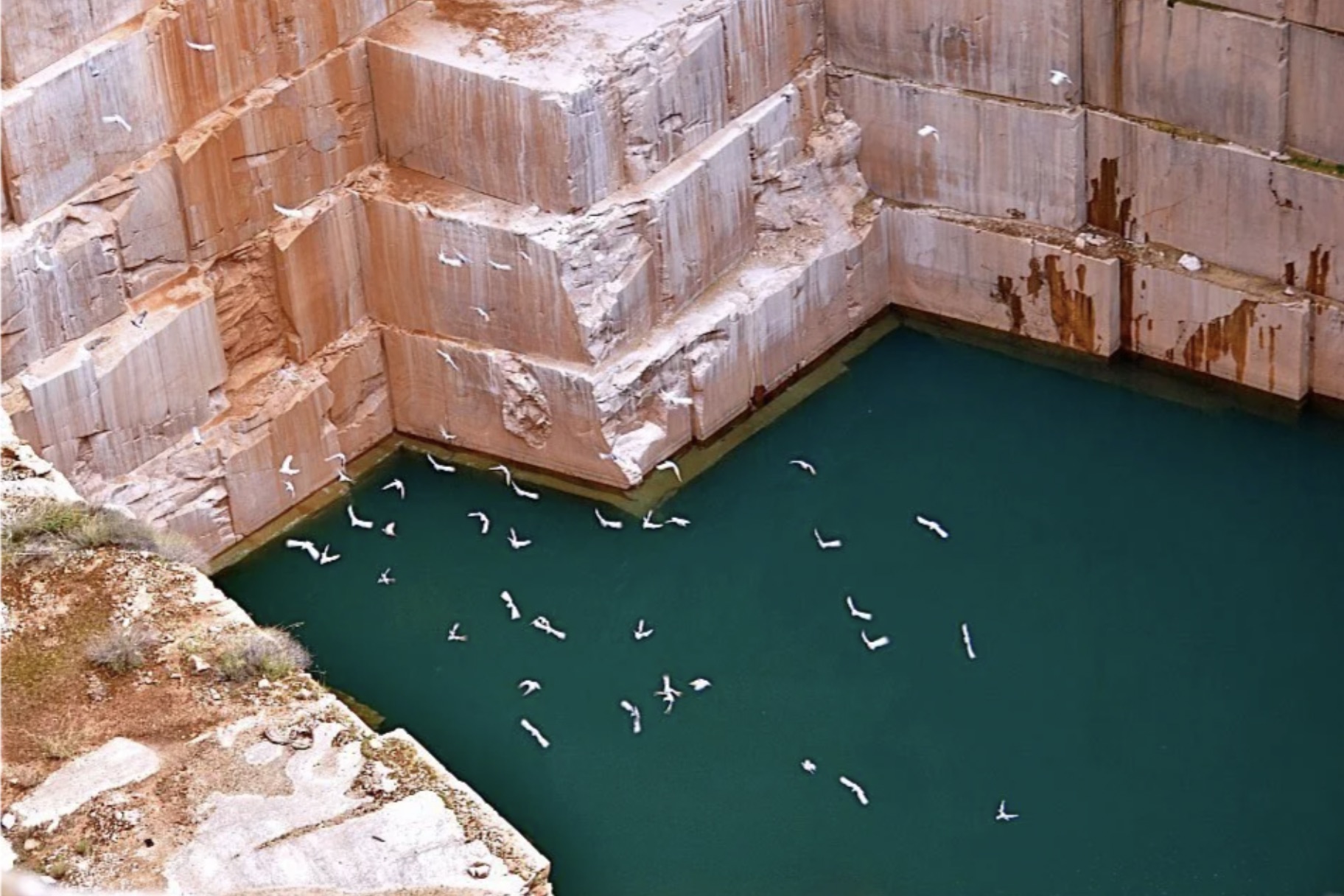 50 Fascinating Photos of Marble Quarries to Show Your Kitchen Counter