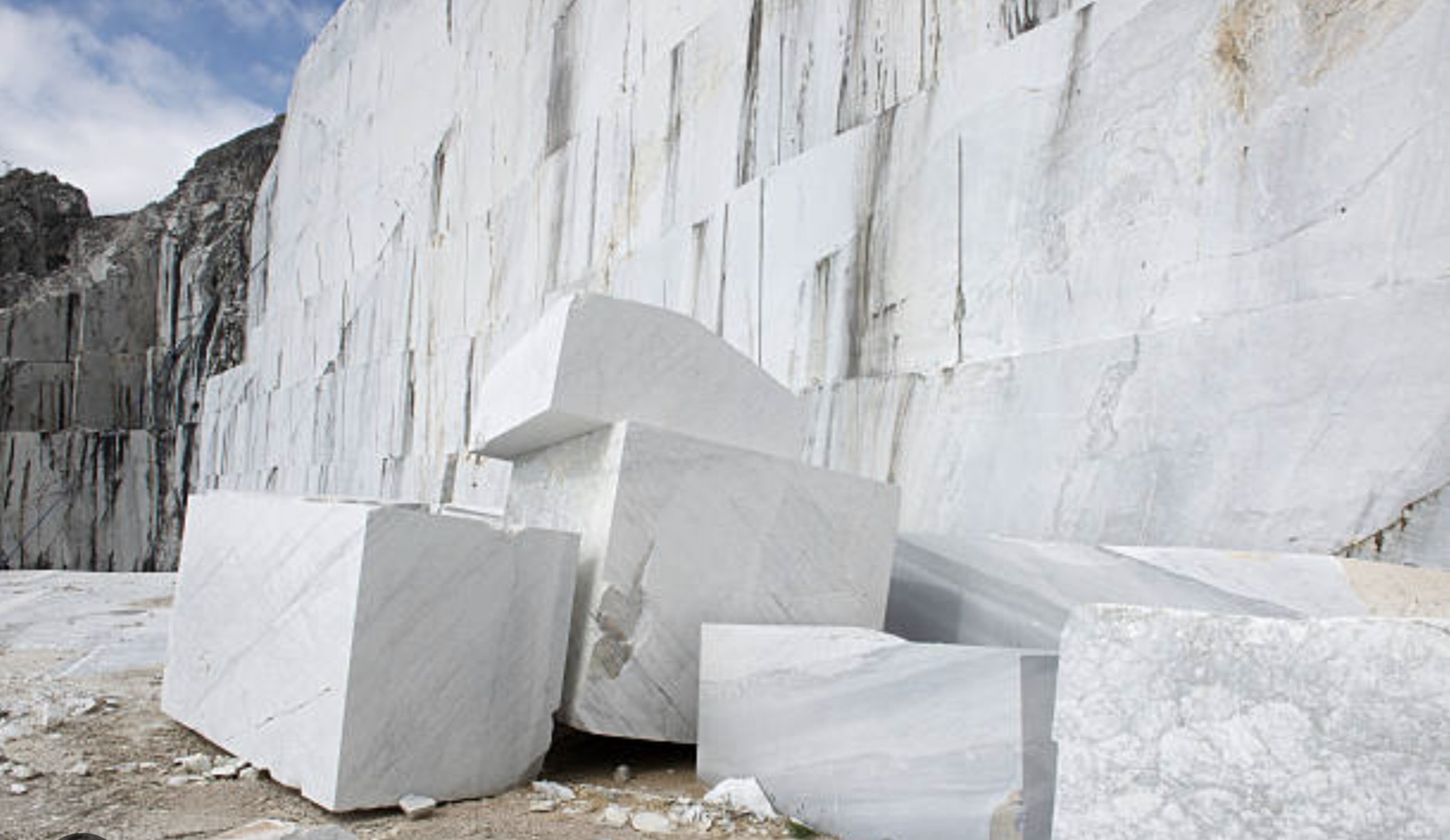 50 Fascinating Photos of Marble Quarries to Show Your Kitchen Counter