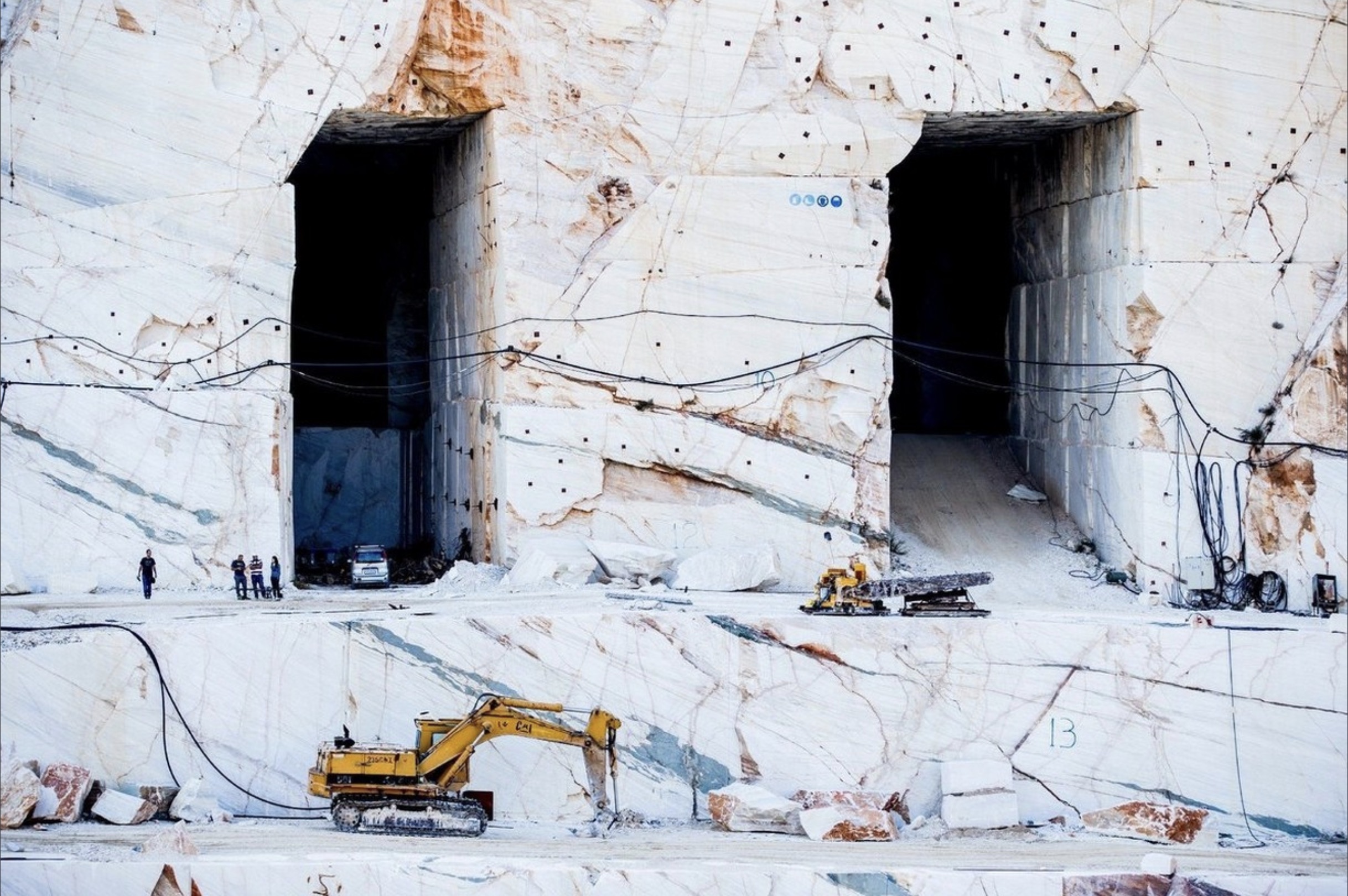 50 Fascinating Photos of Marble Quarries to Show Your Kitchen Counter