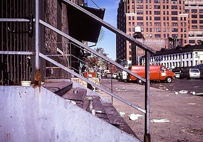 A street view of the Meatpacking District in 1994.