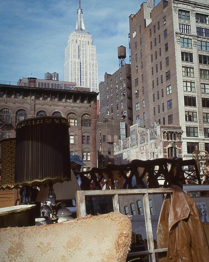 Another angle of the 6th Avenue Flea Market in the mid 90's.