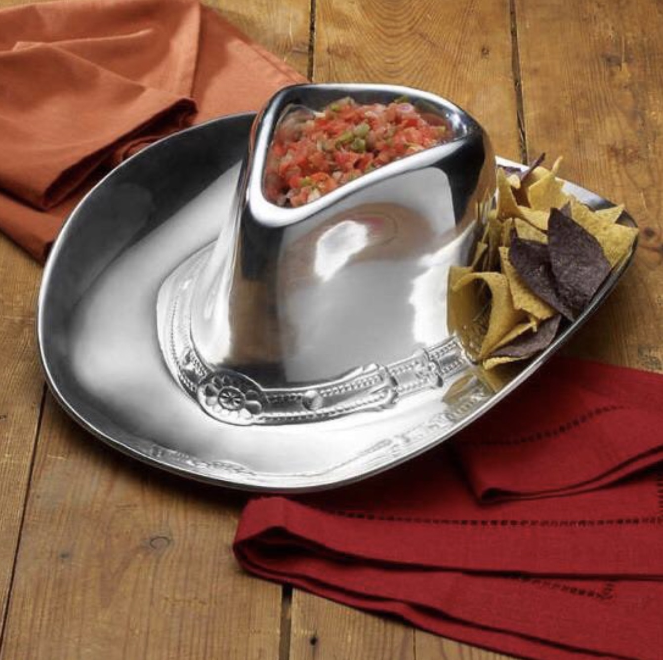 wilton armetale chip and dip bowl cowboy hat