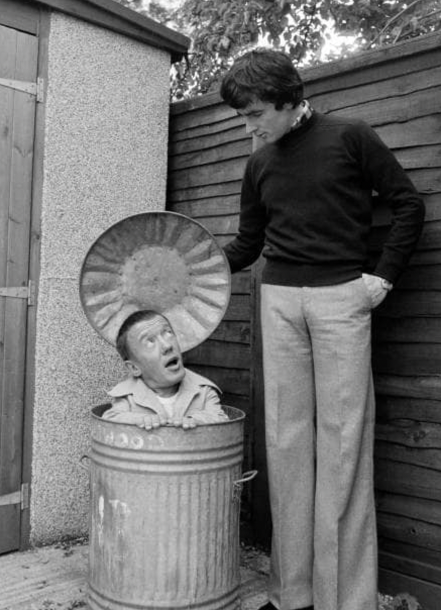 R2-D2 actor Kenny Baker is found hiding in a rubbish bin. 