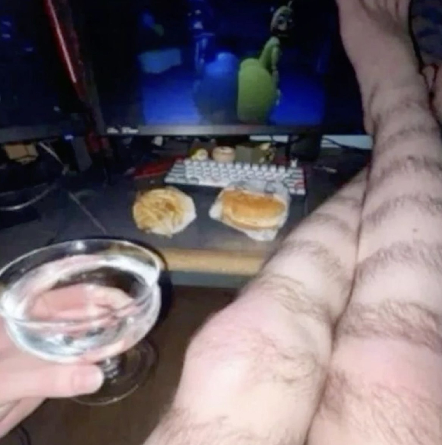 36 Cursed Pics You Can't Run Away From