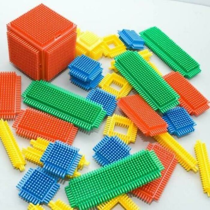 Bristle Blocks... the bootleg LEGOS weren't nearly as cool.