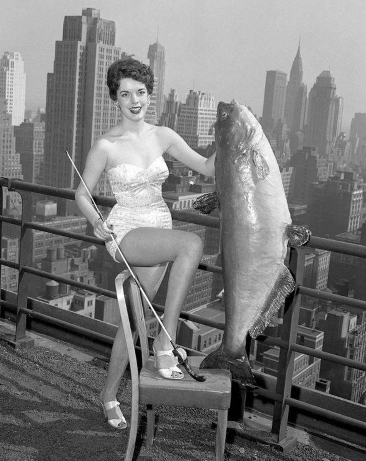 The 32 Sexiest Pics from Vintage Ankle Contests & Other Weird Pageants