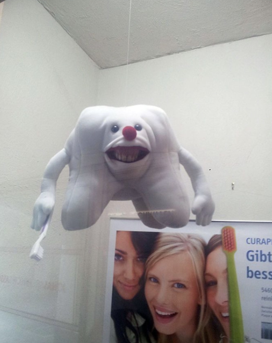 cursed dentist - Curap Gibt bess 5460 rein