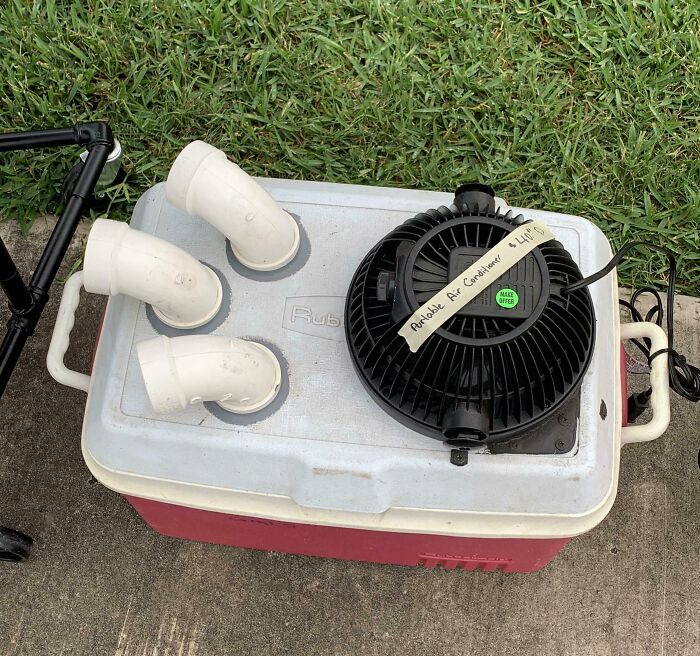 Portable air conditioner for sale on FB marketplace.