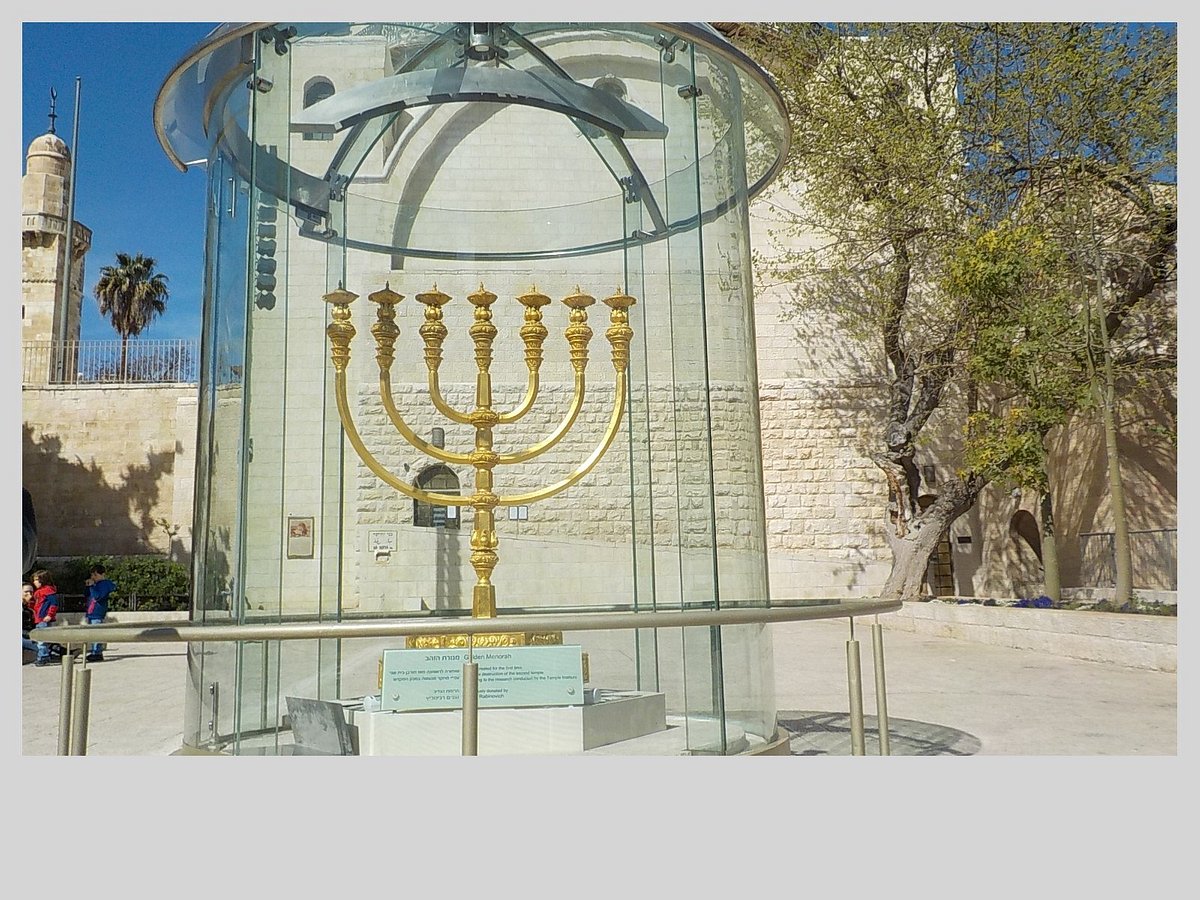 The enormous golden menorah from the 2nd temple. The Romans took it after sacking Jerusalem. Some people think it’s being hidden by the Vatican, but others believe it was melted down and will never be found.