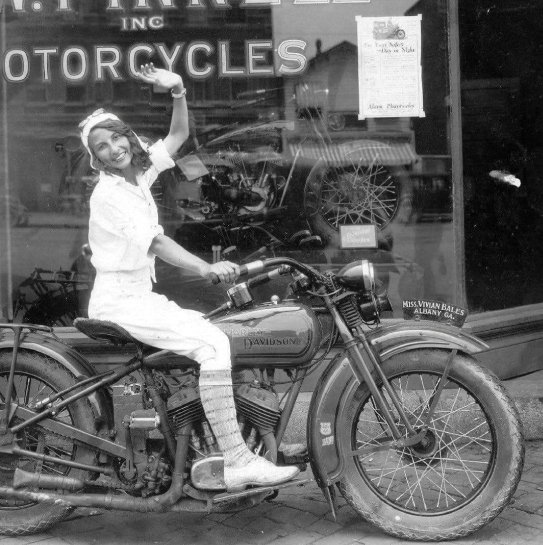 vivian bales - Inc Otorcycles Evavidson Milan Bales Albany G