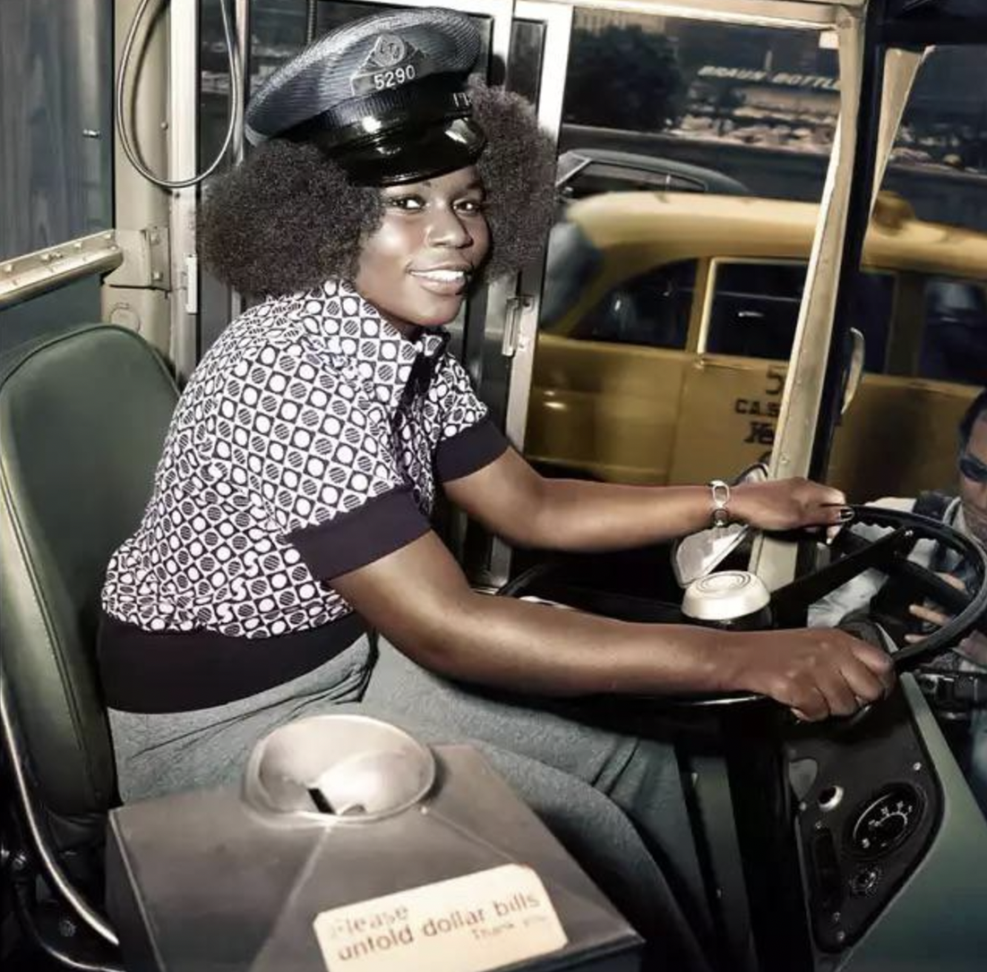 mary wallace bus driver - lease untold dollar bills T 5290