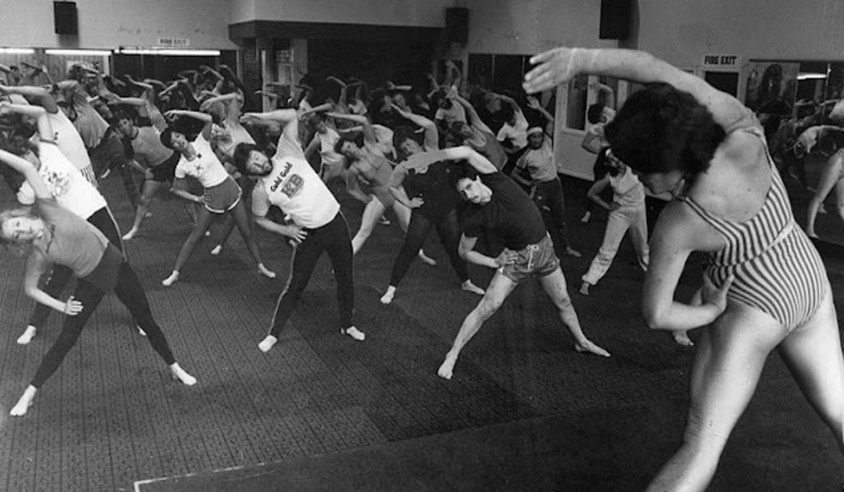 20 Photos of What Gym and Fitness Classes Looked Like in the 1980s