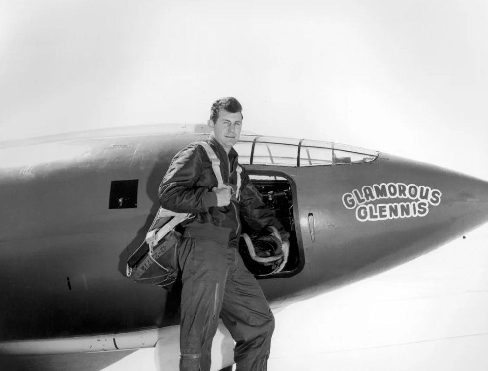 chuck yeager breaks the sound barrier - Glamorous Glennis