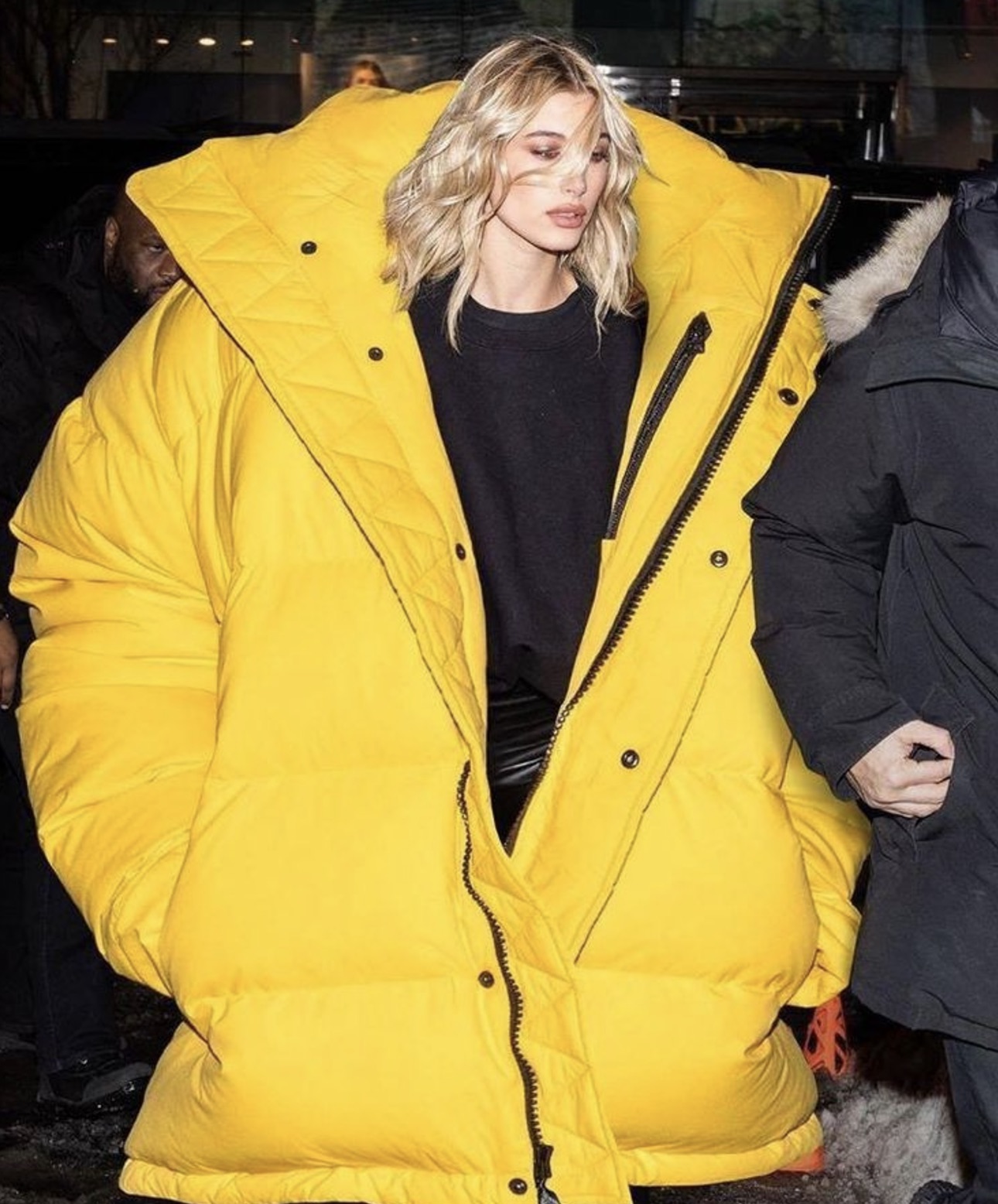 hailey bieber yellow puffer jacket