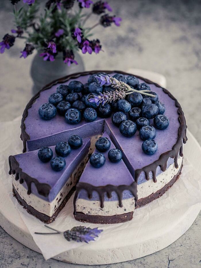 This White chocolate and Maqui Berry cheese cake looks incredible.