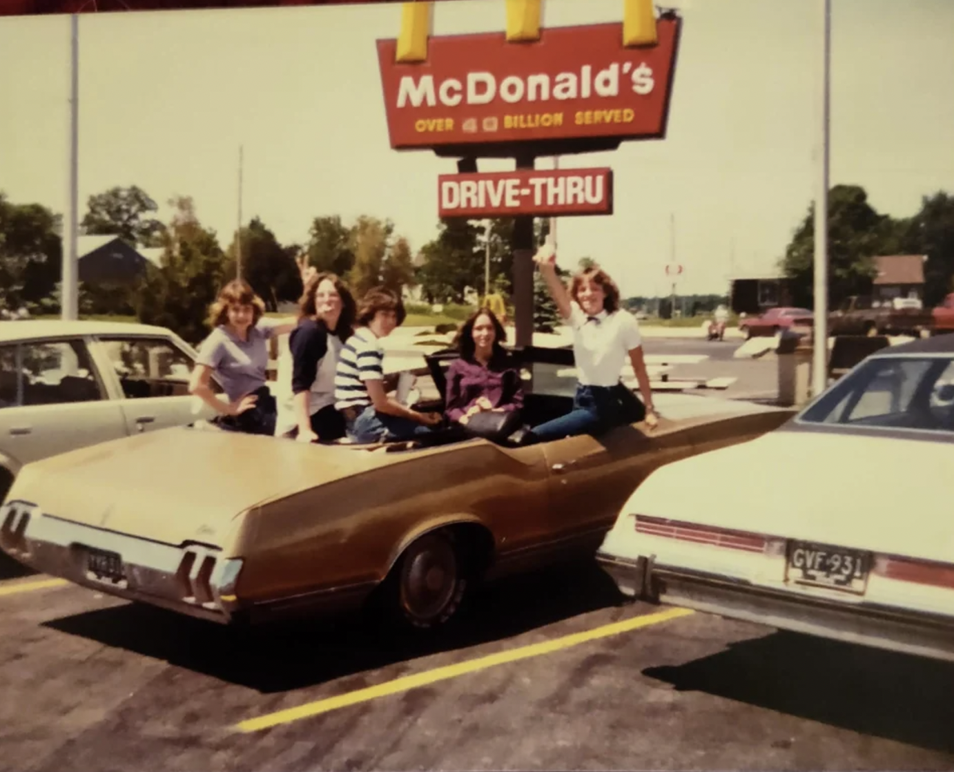 antique car - McDonald's Overbellion Served DriveThru Gve 23