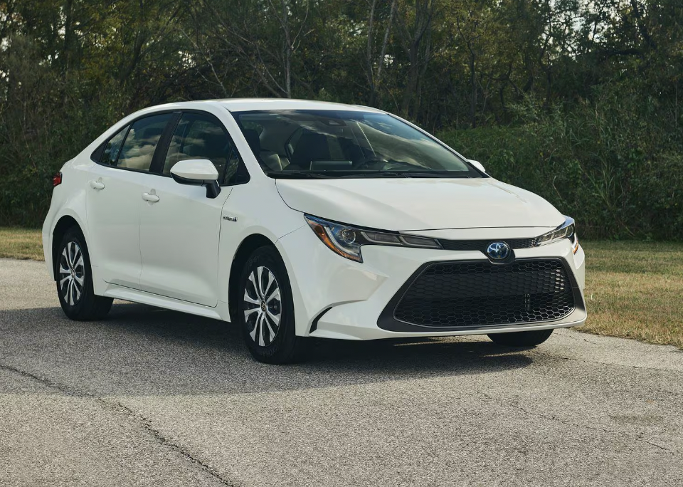 toyota corolla hybrid le