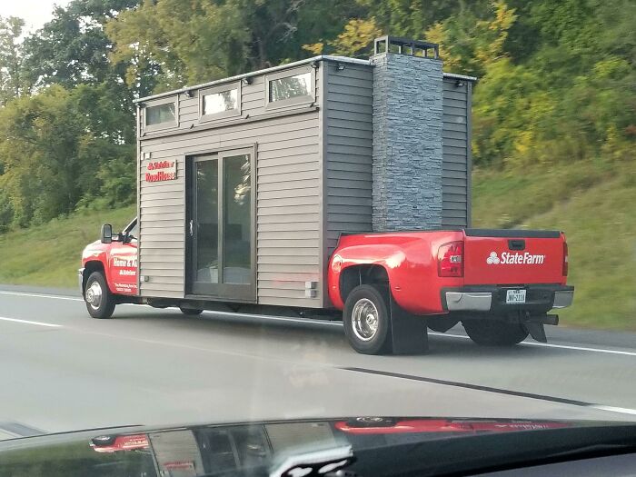 I guess this is a "mobile" State Farm insurance officer?