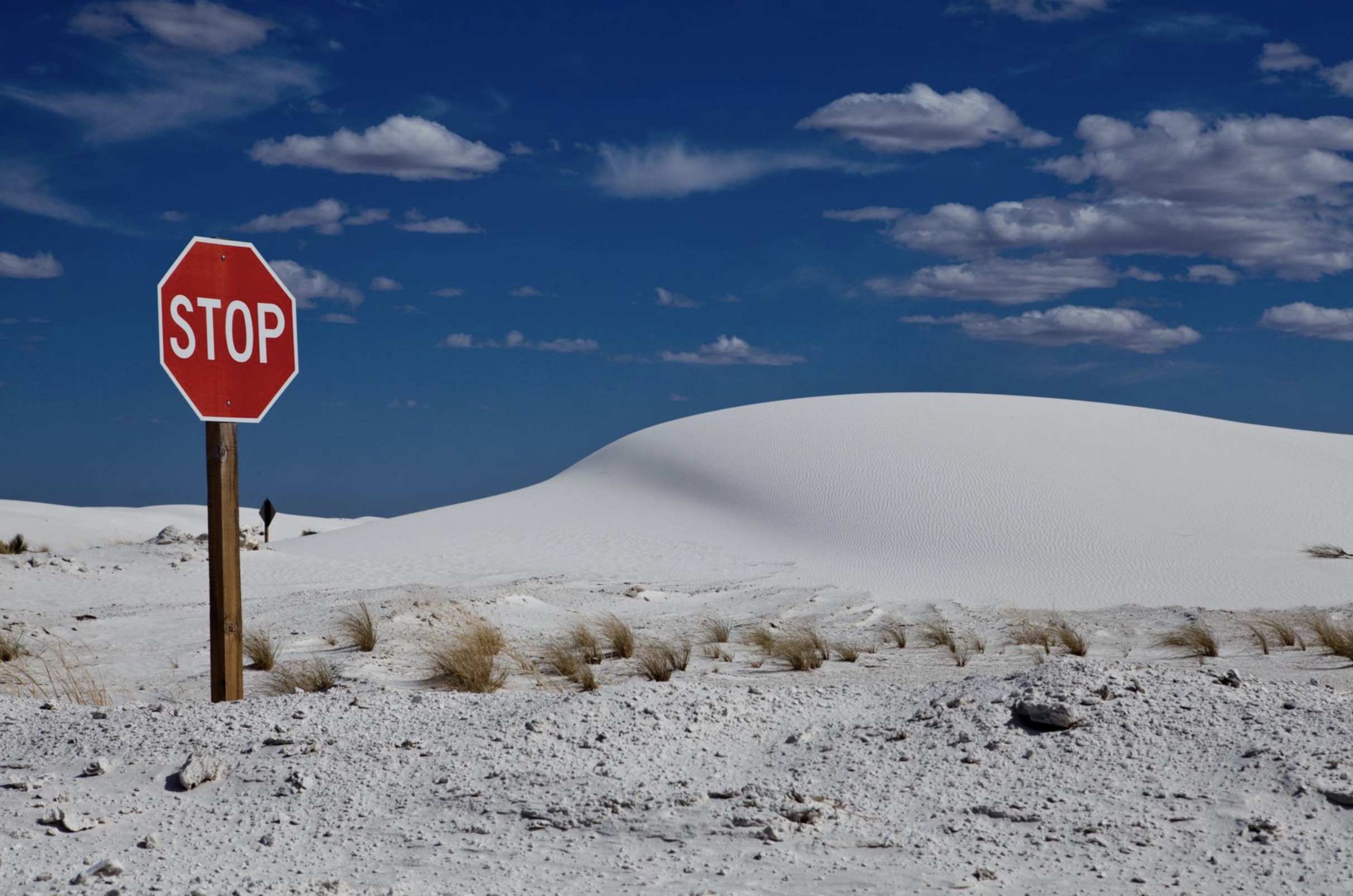 stop sign - Stop