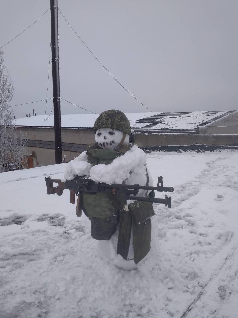 Be Careful Who You Call Snowflake: 26 Snowmen Armed to the Teeth 