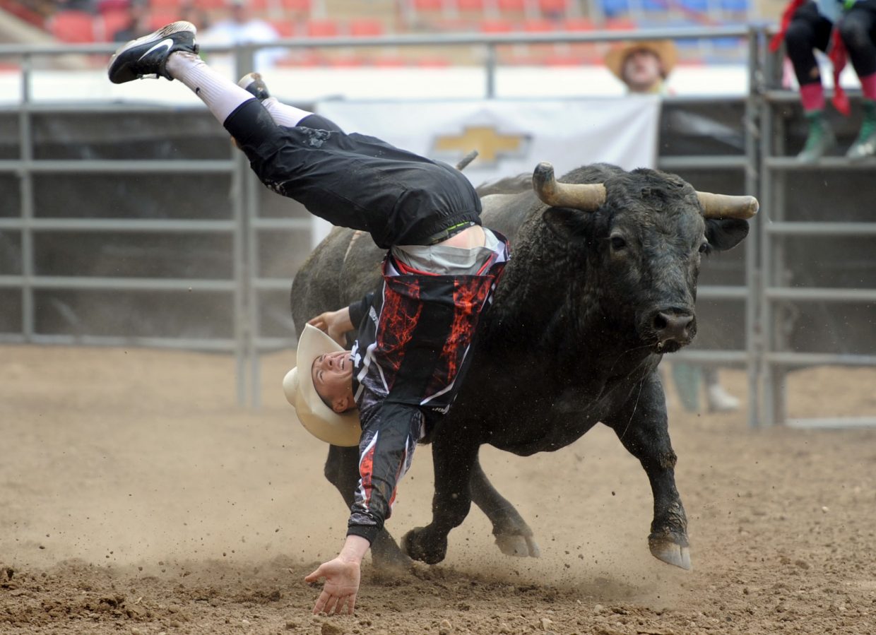 26 People Who Probably Regret Becoming Bullfighters