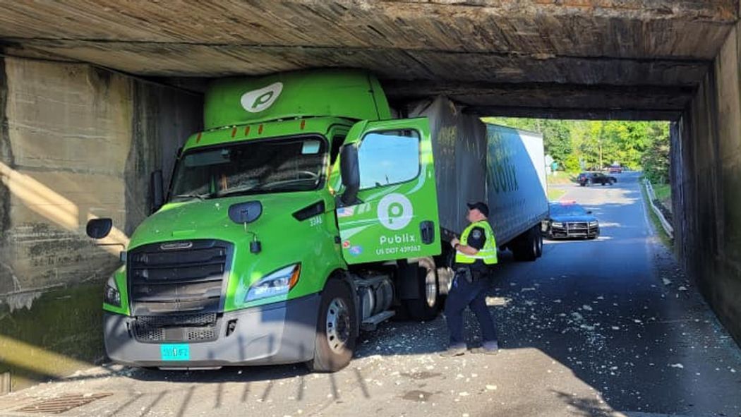 23 Truck Drivers Who Swore They Could Fit Under That Bridge